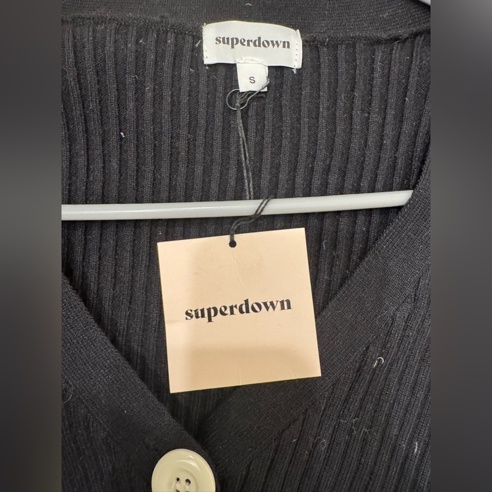 Superdown Nichole Cropped Sweater in Black & White. Size Small. New With Tags. - Picture 4 of 4